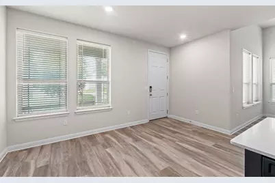 7907 Mellencamp Drive #202, Austin, TX 78744 - Photo 18