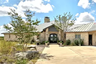 8075 Mt Sharp Rd, Wimberley, TX 78676 - Photo 4