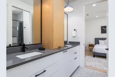 6620 Isabelle Drive #B, Austin, TX 78752 - Photo 20