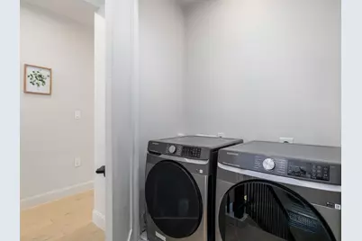 6620 Isabelle Drive #B, Austin, TX 78752 - Photo 24