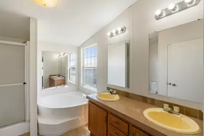 901 Thousand Oaks Trail, Liberty Hill, TX 78642 - Photo 12