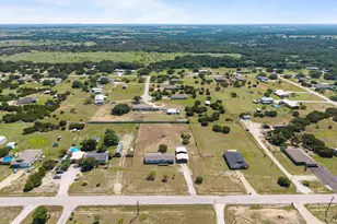 901 Thousand Oaks Trail, Liberty Hill, TX 78642 - Photo 1