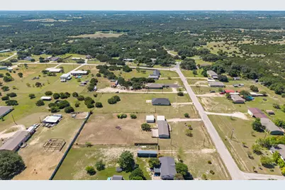 901 Thousand Oaks Trail, Liberty Hill, TX 78642 - Photo 26