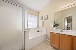 122 Holland St, Hutto, TX 78634 - Photo 20