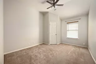 122 Holland St, Hutto, TX 78634 - Photo 22