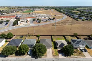 122 Holland St, Hutto, TX 78634 - Photo 28