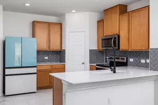 7106 Summer Tanager Dr, Austin, TX 78744 - Photo 8