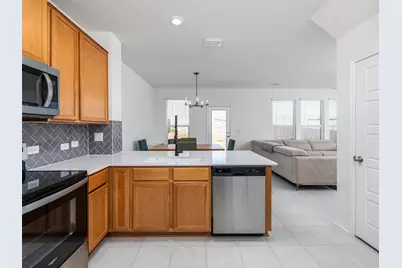 7106 Summer Tanager Drive #18, Austin, TX 78744 - Photo 10