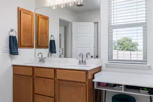 7106 Summer Tanager Dr, Austin, TX 78744 - Photo 16