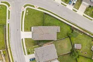10832 Jameson Dr, Austin, TX 78747 - Photo 36