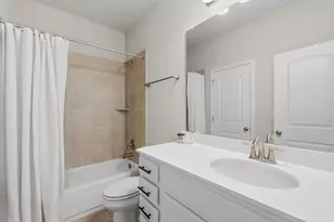 10832 Jameson Dr, Austin, TX 78747 - Photo 28