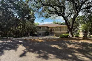 6400 Lakeshore Dr, Lago Vista, TX 78645 - Photo 4