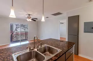 1422 Collier St, Austin, TX 78704 - Photo 2