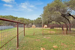 117 Co Rd 407, Spicewood, TX 78669 - Photo 30