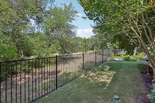 329 Mendocino Ln, Austin, TX 78737 - Photo 22