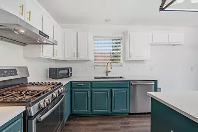 1724 Canon Yeomans Trail, Austin, TX 78748 - Photo 8