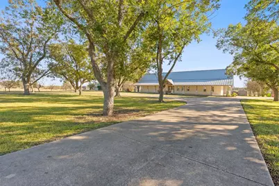 400 County Road 483, Taylor, TX 76574 - Photo 14