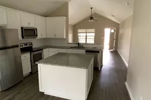 618 Oak Ln, Cottonwood Shores, TX 78657 - Photo 6