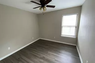 618 Oak Ln, Cottonwood Shores, TX 78657 - Photo 18