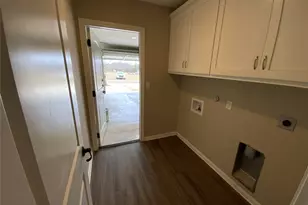 618 Oak Ln, Cottonwood Shores, TX 78657 - Photo 14