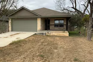 618 Oak Ln, Cottonwood Shores, TX 78657 - Photo 1