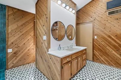 537 Venture Boulevard S, Point Venture, TX 78645 - Photo 26
