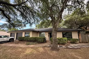 9003 Hunters Trace, Austin, TX 78758 - Photo 2