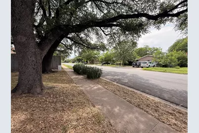 9003 Hunters Trace, Austin, TX 78758 - Photo 22