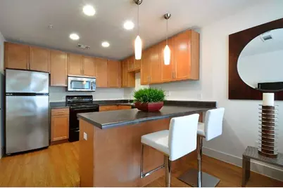 711 W 32nd Street #105, Austin, TX 78705 - Photo 4