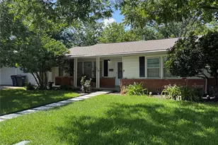 1405 E 16th Street E, Georgetown, TX 78626 - Photo 1