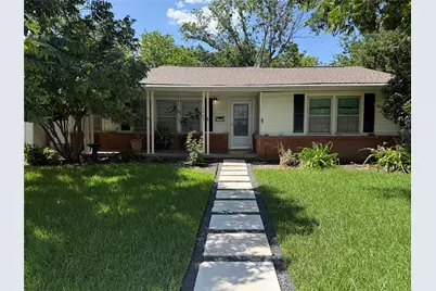 1405 E 16th Street E, Georgetown, TX 78626 - Photo 2