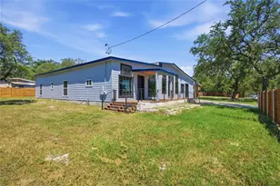 17621 Stacey Ln, Lago Vista, TX 78645 - Photo 4