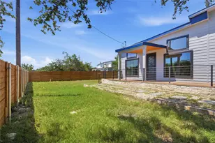 17621 Stacey Ln, Lago Vista, TX 78645 - Photo 2