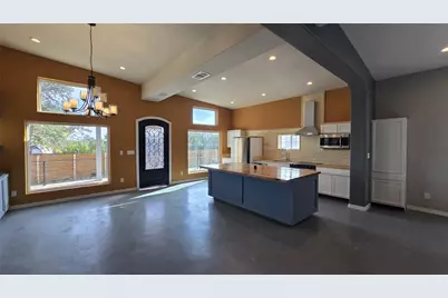 17621 Stacey Lane, Lago Vista, TX 78645 - Photo 18