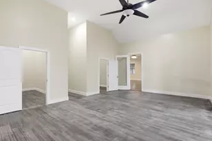 17621 Stacey Ln, Lago Vista, TX 78645 - Photo 8