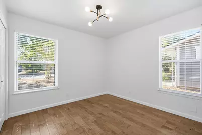 7510 Carriage Drive, Austin, TX 78752 - Photo 26