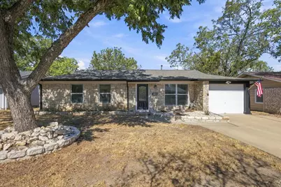 7510 Carriage Drive, Austin, TX 78752 - Photo 1