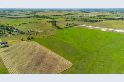 1499 Cr 311 Drive, Jarrell, TX 76537 - Photo 8