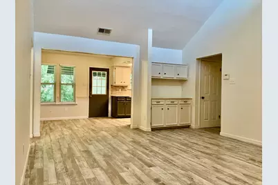 407 Meadowcreek Circle, Round Rock, TX 78664 - Photo 4