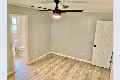 407 Meadowcreek Circle, Round Rock, TX 78664 - Photo 10