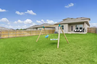 19300 Bear Grass Drive, Elgin, TX 78621 - Photo 12