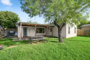 7903 Bixler Dr, Austin, TX 78744 - Photo 20