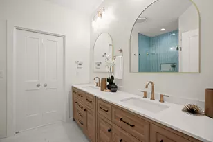 7903 Bixler Dr, Austin, TX 78744 - Photo 14