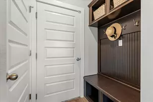 7415 Travertine Spring Dr, Austin, TX 78744 - Photo 10