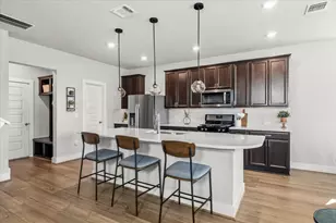 7415 Travertine Spring Dr, Austin, TX 78744 - Photo 6