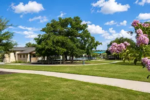 220 Bent Crk Ln, Georgetown, TX 78628 - Photo 14