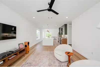 1208 Luna Street #1, Austin, TX 78721 - Photo 14