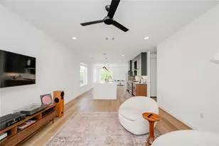 1208 Luna St, Austin, TX 78721 - Photo 14