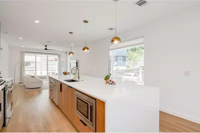 1208 Luna Street #1, Austin, TX 78721 - Photo 4