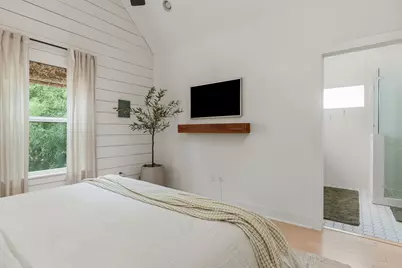 1103 1/2 Fiesta Street #A, Austin, TX 78702 - Photo 32